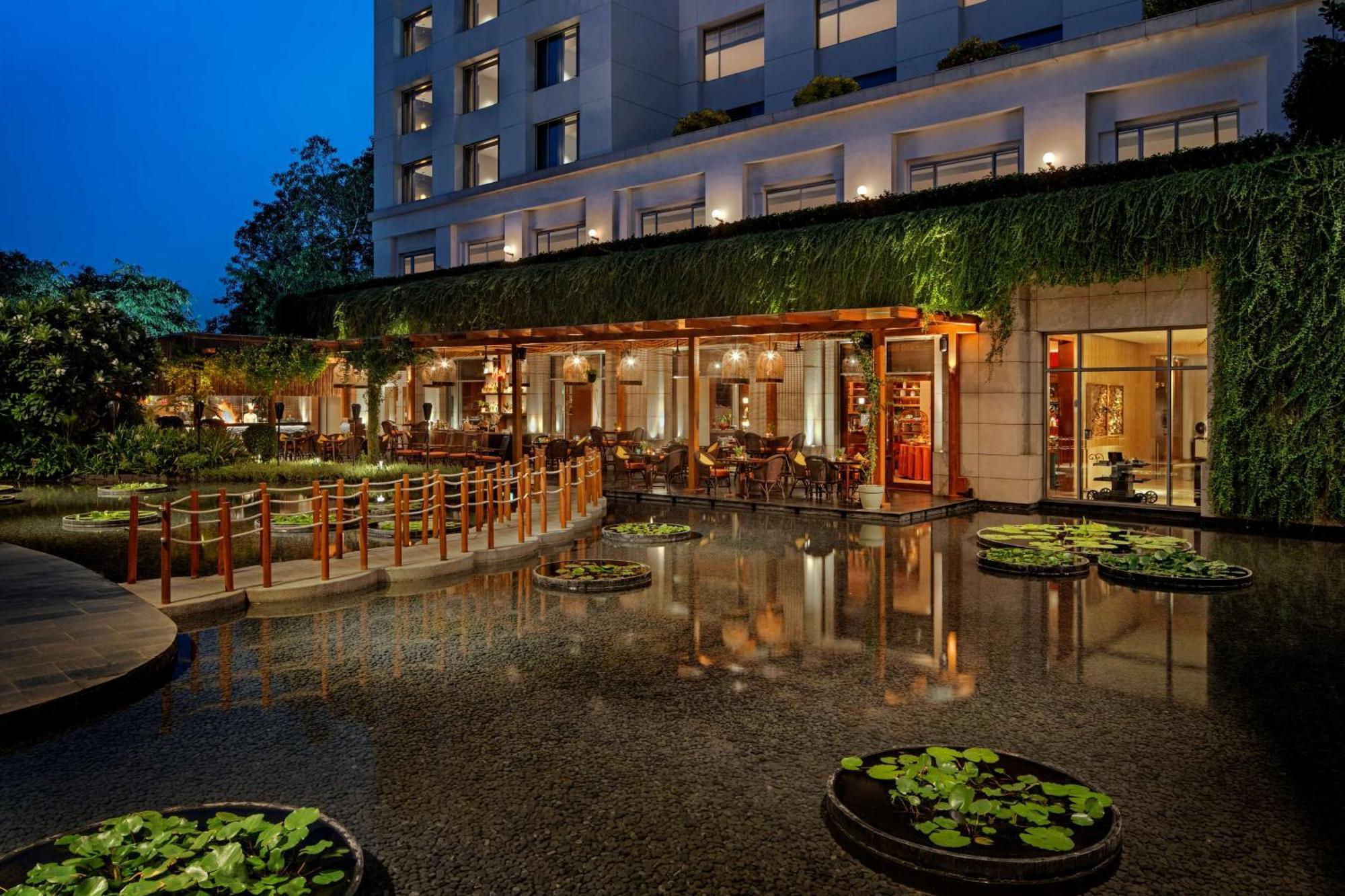 Park Hyatt Chennai Hotel Exterior foto