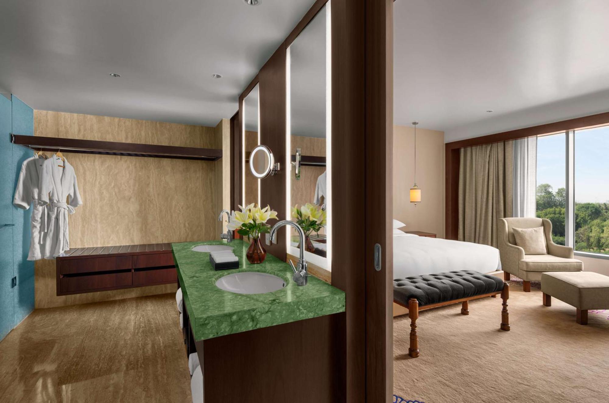 Park Hyatt Chennai Hotel Exterior foto