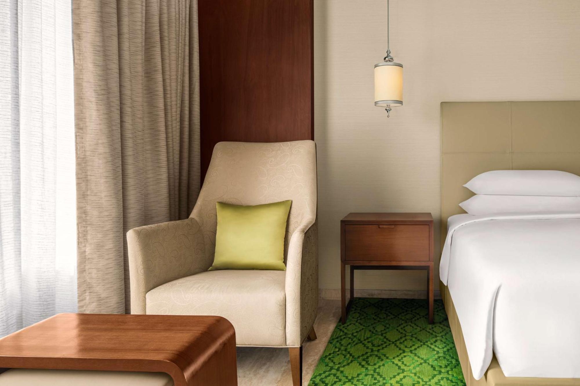 Park Hyatt Chennai Hotel Exterior foto